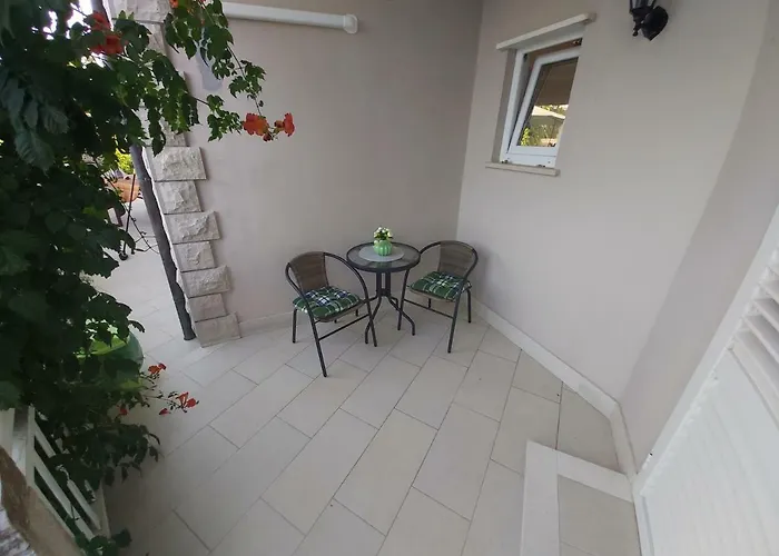 Tinka Apartamento Lumbarda